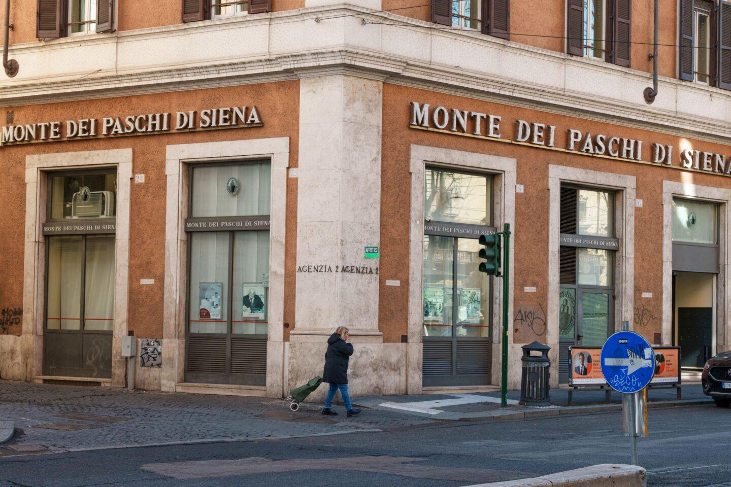 Rzymski oddział banku Monte dei Paschi di Siena