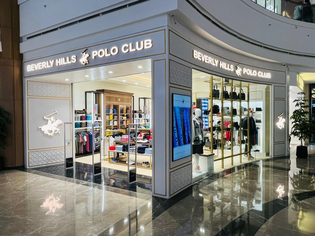 Sklep marki Beverly Hills Polo Club otwarty przez Apparel Group w Indiach w galerii Centrio Mall w Dehradun