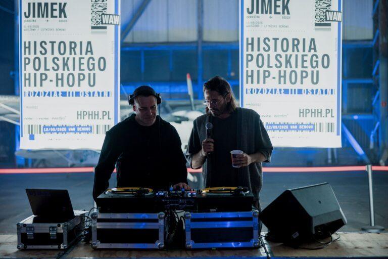 Jimek podczas premiery płyty „ETIUDY na pianino, sampler, orkiestrę i kolegów”.
