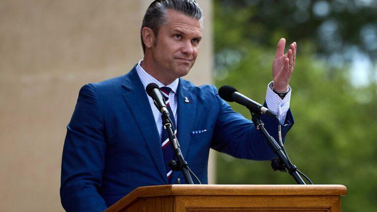 Sekretarz obrony USA Pete Hegseth