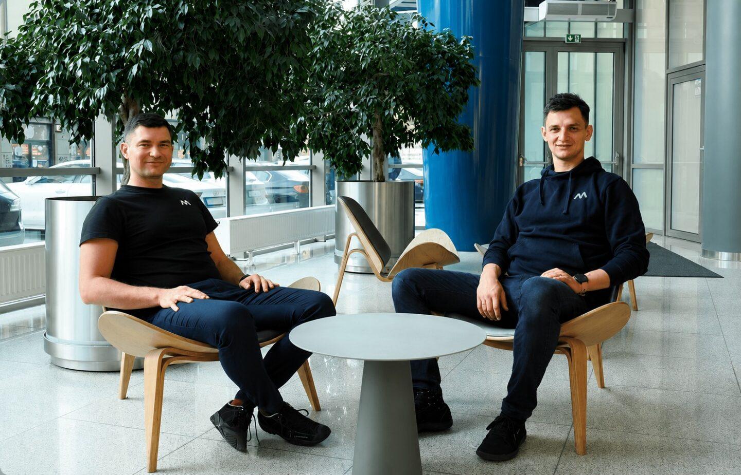 Założyciele firmy Microamp: Dawid Kuchta (CEO) i Marcin Góralczyk (CTO)