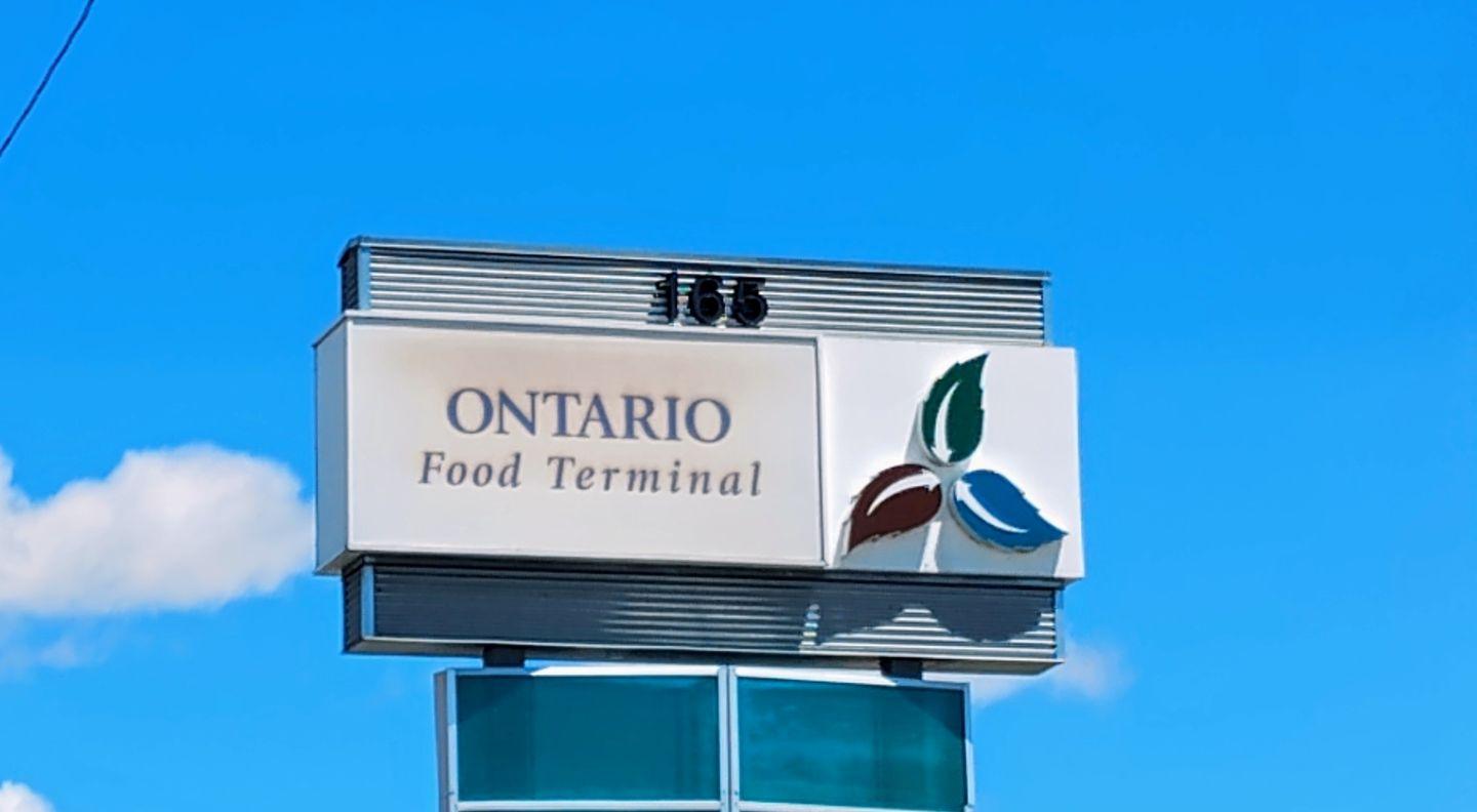 Ontario Food Terminal, kanadyjska hurtownia. 