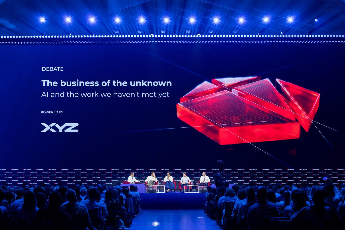 Uczestnicy panelu na scenie podczas ABSL Summit 2026