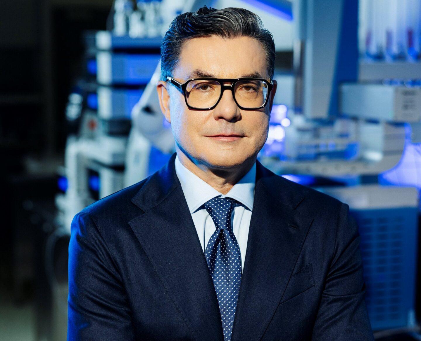 Prezes spółki Synektik Cezary Kozanecki