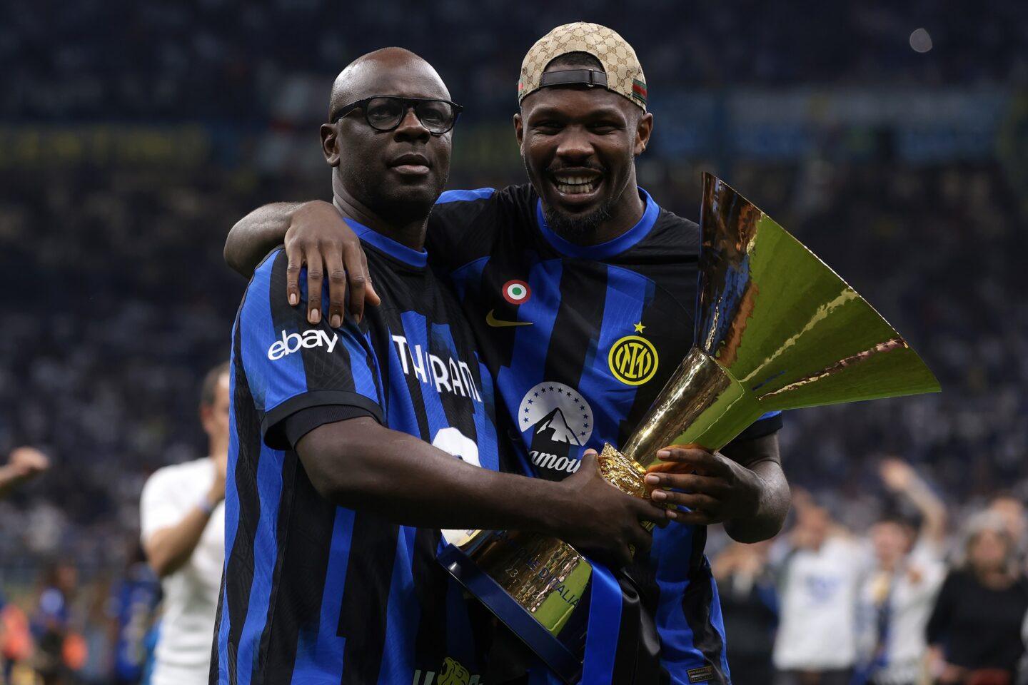 Lilian i Marcus Thuram po zdobyciu mistrzostwa Włoch przez Inter Mediolan