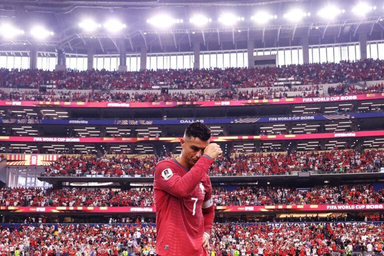 Cristiano Ronaldo po spotkaniu Portugalii z Hiszpanią w ramach 1/8 finału MŚ w USA, Kanadzie i Meksyku
