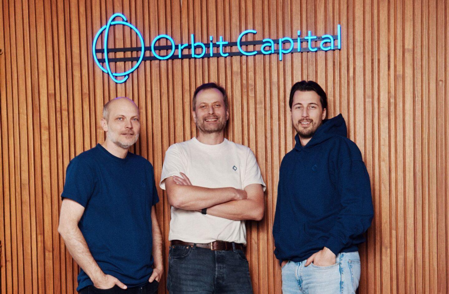 Orbit Capital uruchamia drugi fundusz, który koncentruje się na finansowaniu tzw. venture debt. Za podmiotem stoją (od lewej): Wiktor Namysł, Radovan Nesrsta i Lukas Macko