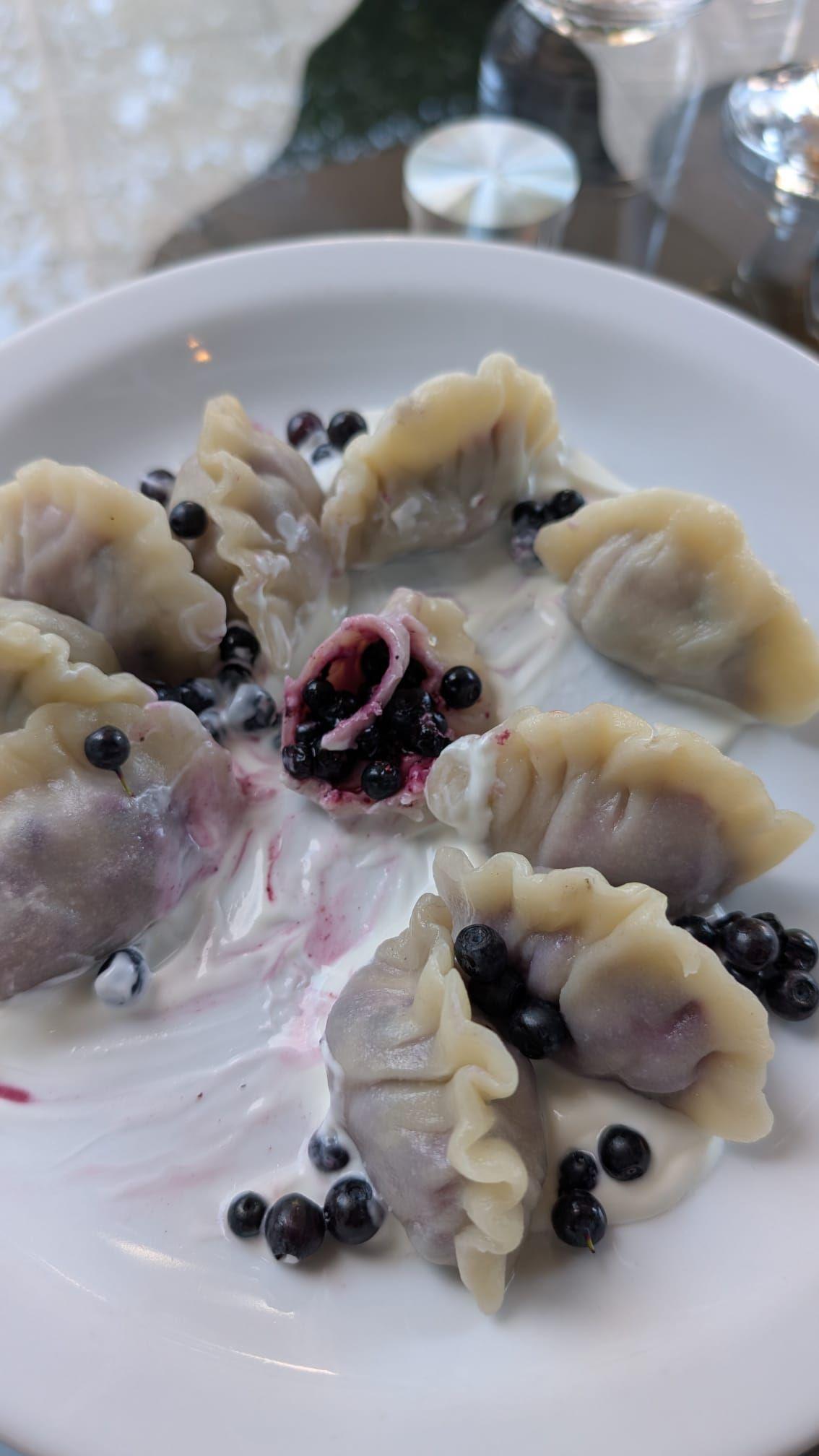 Pierogi z jagodami