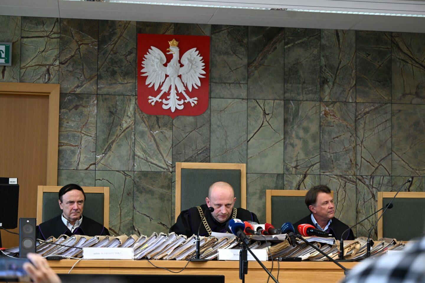 Sędziowie Sądu Okręgowy w Krakowie rozpatrujący sprawę lekarzy oskarżonych o błędy w leczeniu ojca Zbigniewa Ziobry