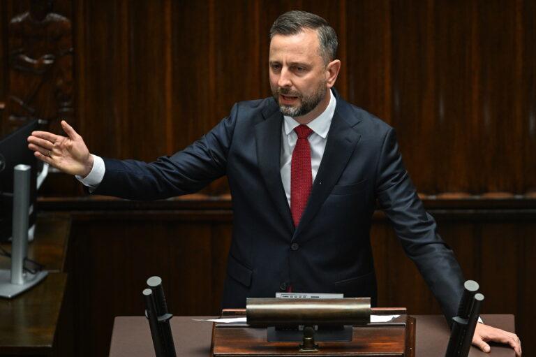 Władysław Kosiniak-Kamysz, wicepremier i minister obrony narodowej, na mównicy Sejmowej