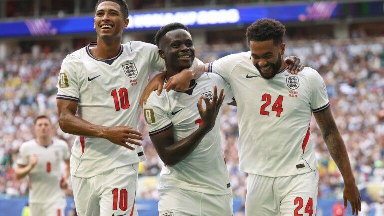 Jude Bellingham, Bukayo Saka i Reece James w Miami po piątej bramce w meczu z Francją
