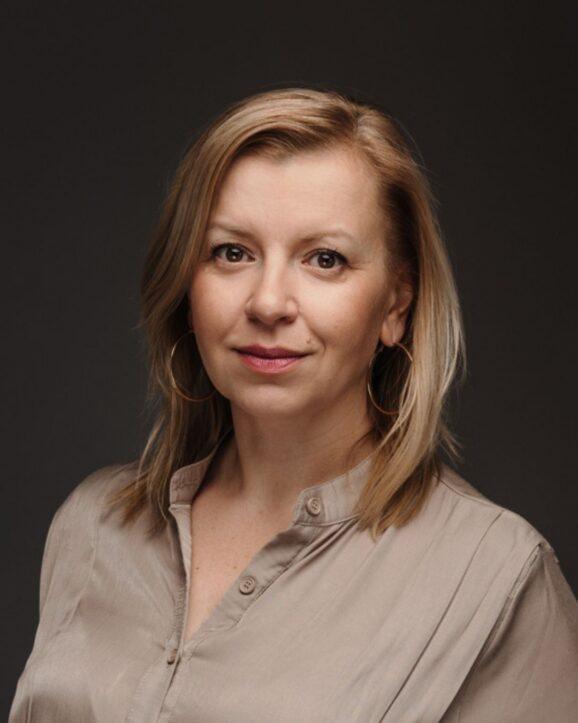 Katarzyna Konkel CEO / HEAD OF RESEARCH & CUSTOMER EXPERIENCE STRATEGY Omninsense