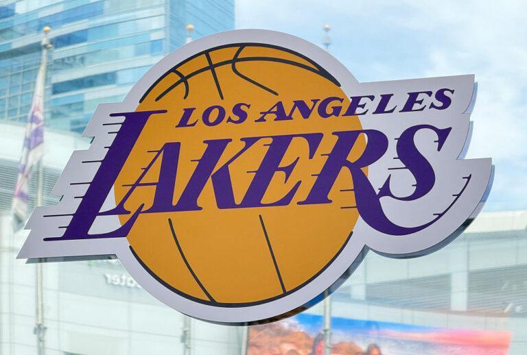 Los Angeles Lakers sprzedani za rekordowe 12,5 mld dolarów. Nowymi właścicielami zostali Bob Iger i Josh Kushner
