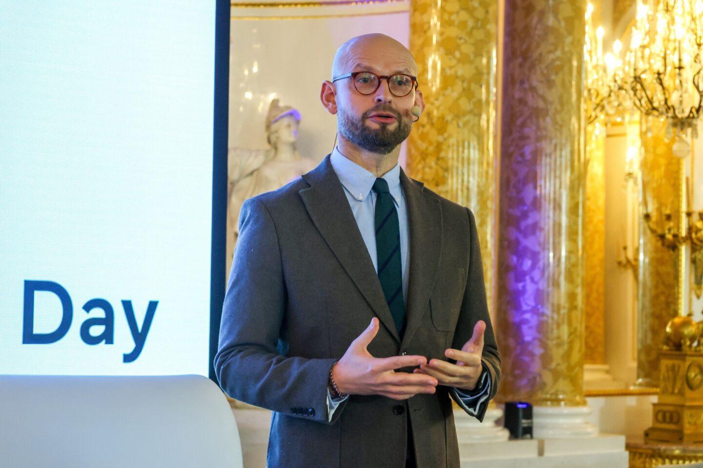 Jakub Turowski, Dyrektor ds. Polityki Publicznej w Europie Środkowo-Wschodniej, Meta