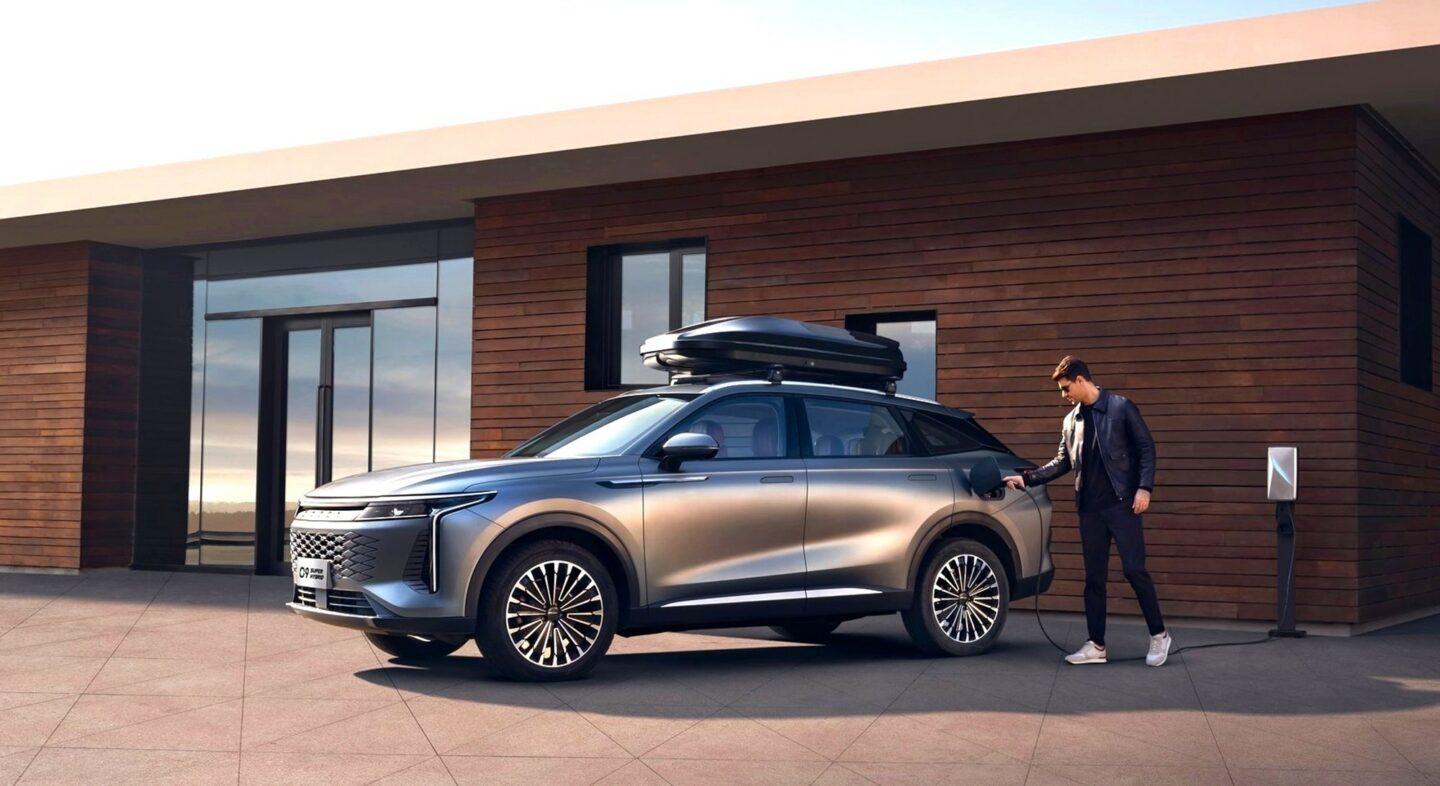 Omoda 9 Super Hybrid