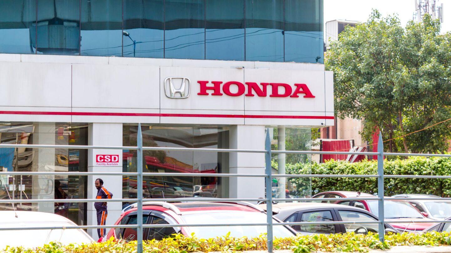 Salon Hondy w New Delhi