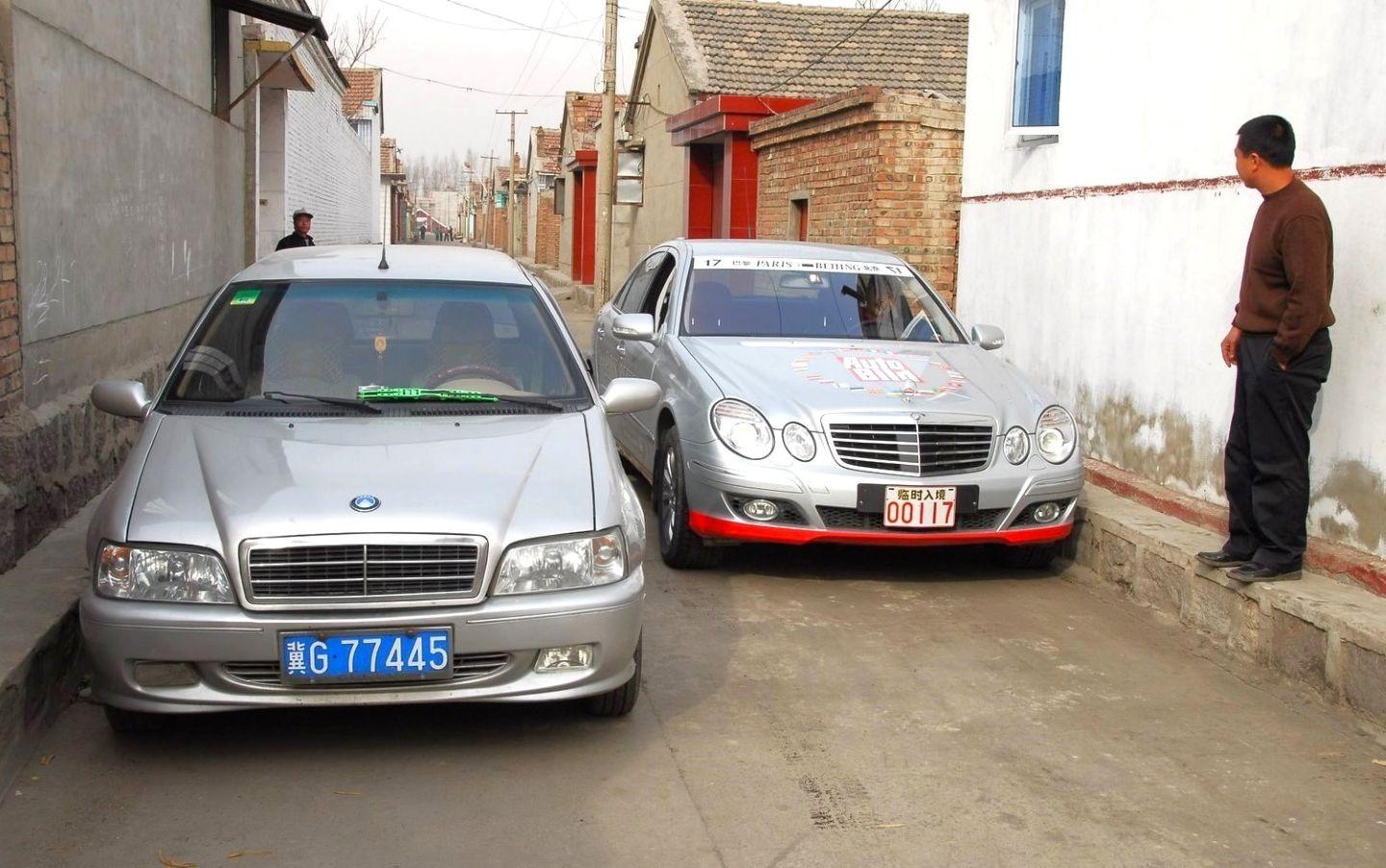 Chiński mercedes 2006.