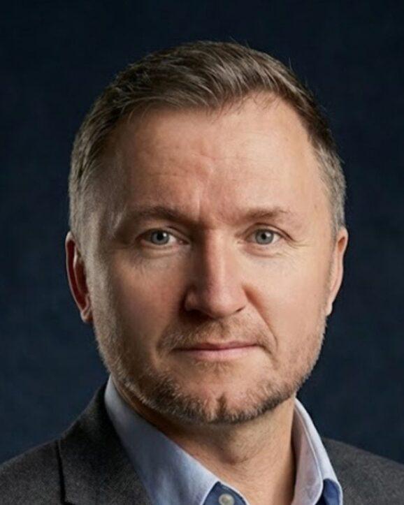 Dr. Maciej Kościelniak, SWPS