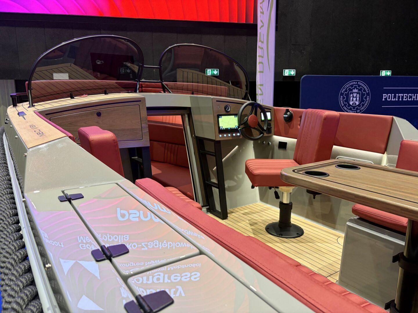 Motorówka elektryczna Meva Cabin