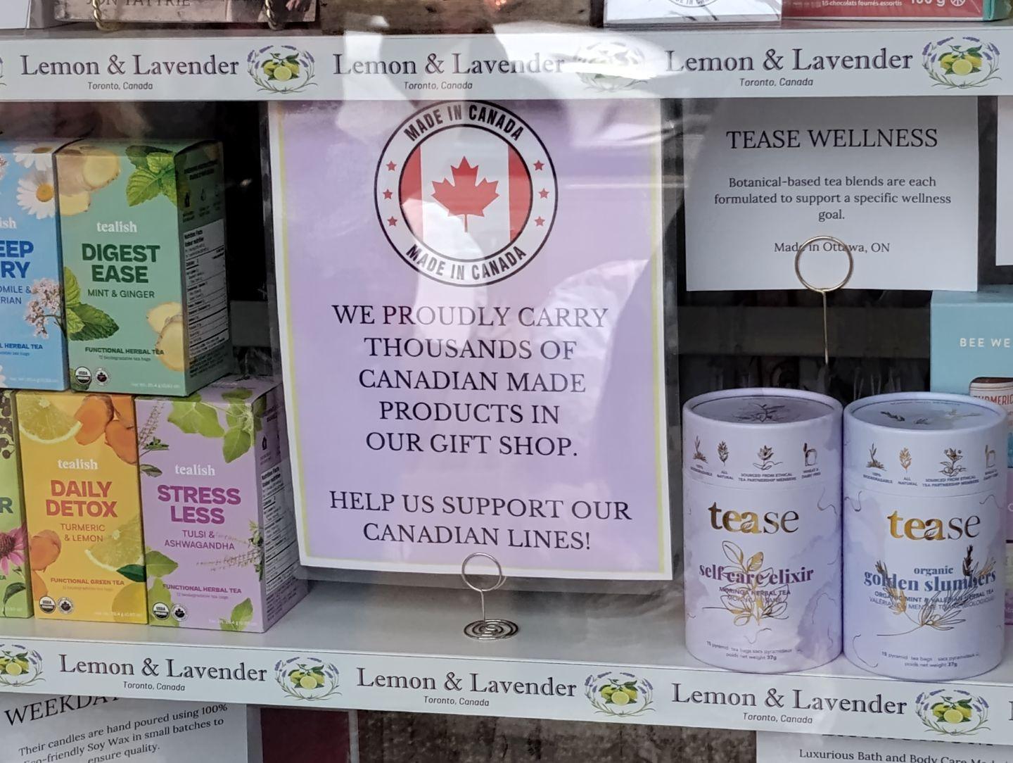 Kanada, wystawa sklepu Lemon&Lavender na Bloor St.W, w rejonie nazywanym Bloor West Village.
