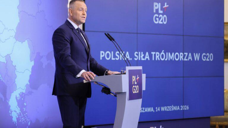 Prezydent RP Karol Nawrocki podczas spotkania z polskimi i zagranicznymi przedsiębiorcami z regionu Trójmorza pt. „Polska. Siła Trójmorza w G20”