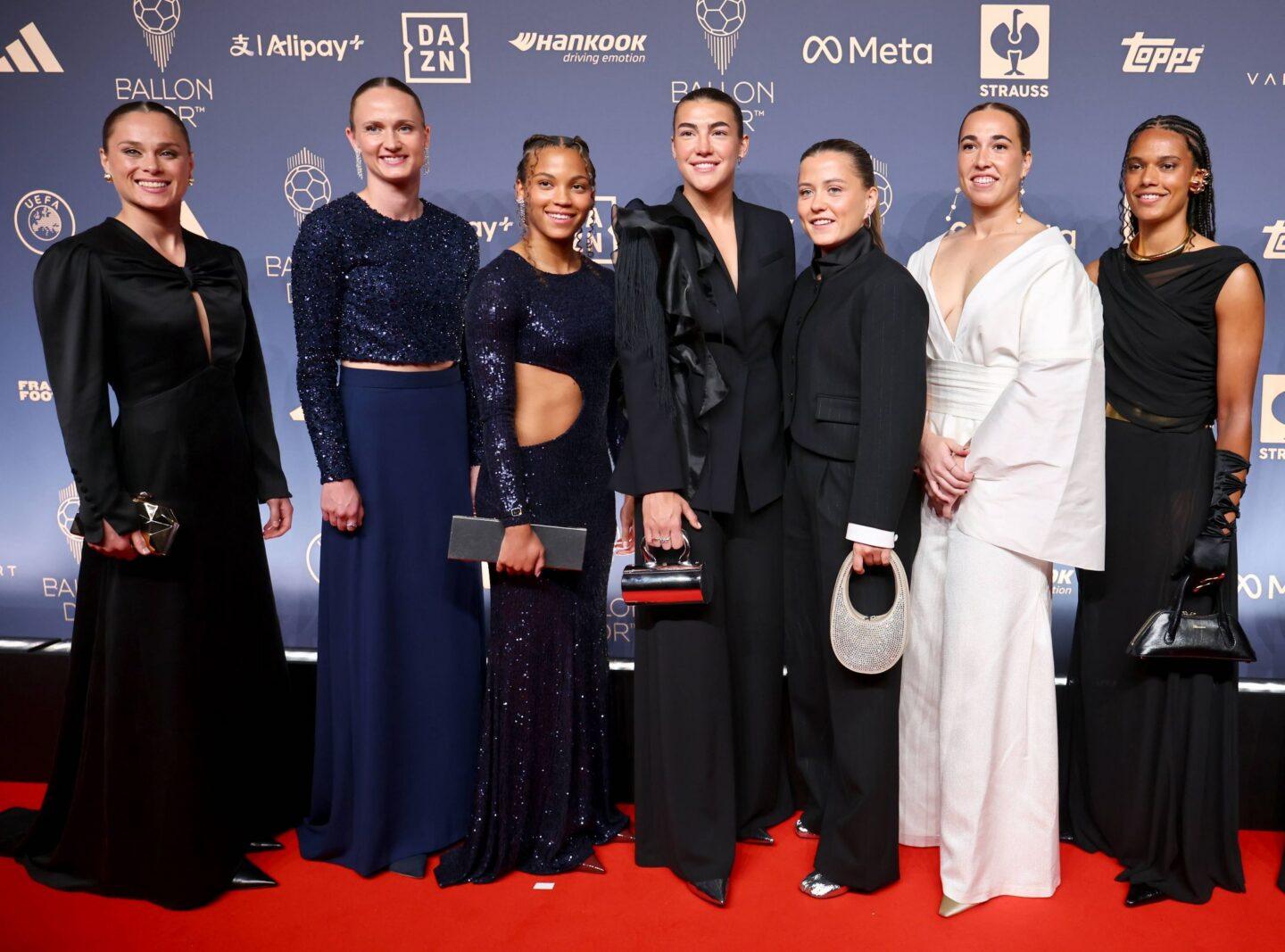Ewa Pajor (pierwsza z lewej), Caroline Graham Hansen, Vicky Lopez, Patri Guijarro, Claudia Pina, Cata Coll and Esmee Brugts