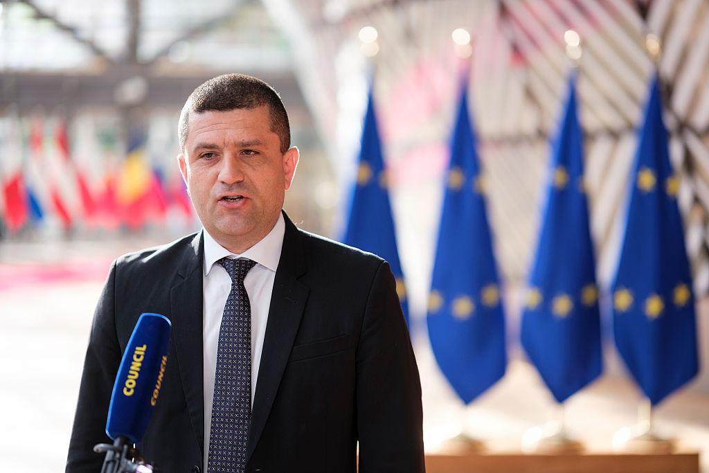 Radu-Dinel MIRUȚĂ