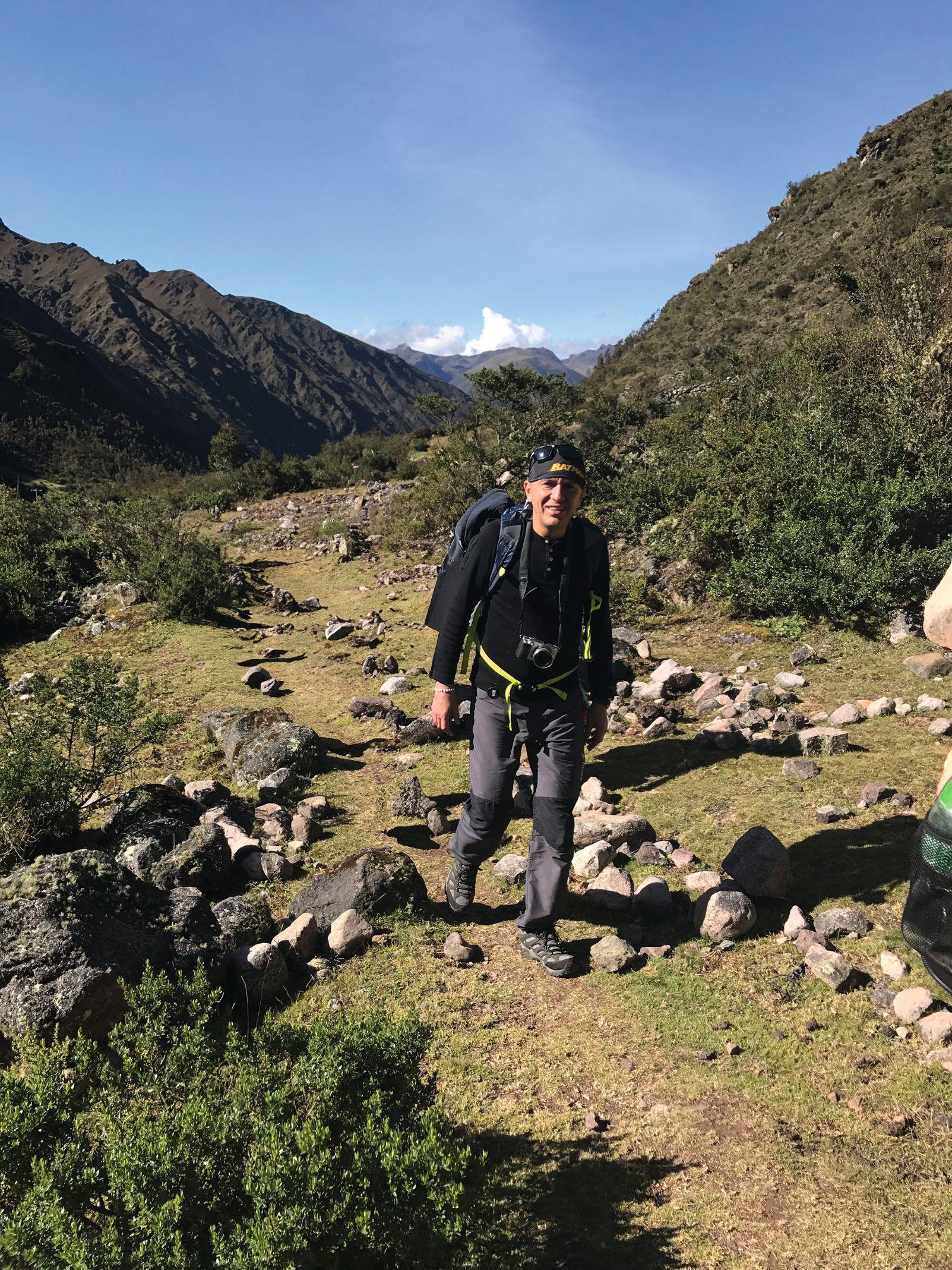 Piotr Henicz, wiceprezes zarządu Itaka Holdings na trekkingu górskim