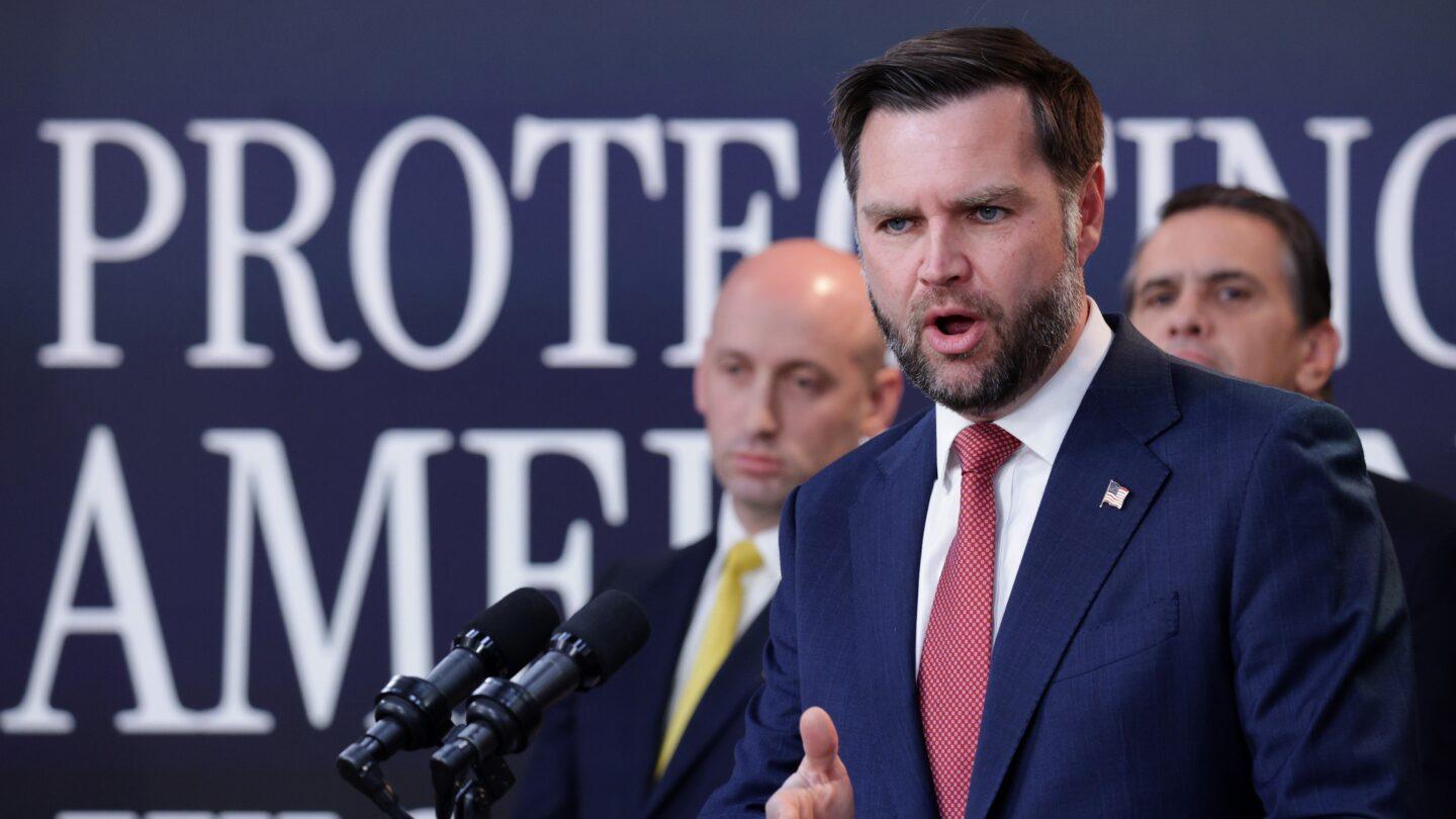 Wiceprezydent USA J.D. Vance. Fot. Alex Wong/Getty Images