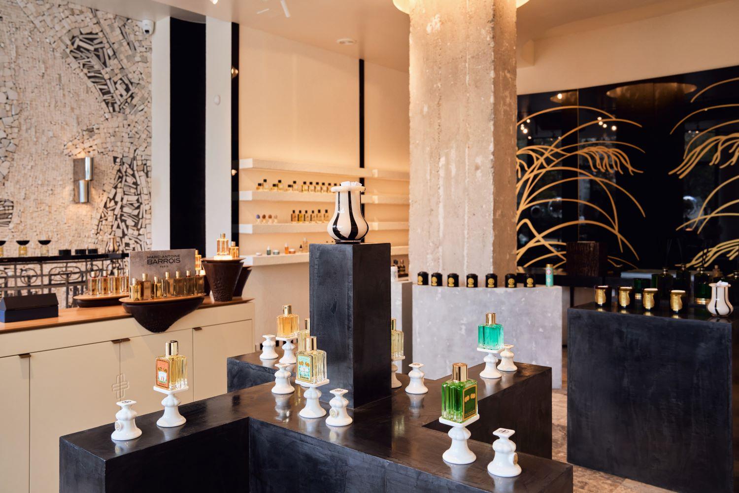 Wnętrza butiku Mood Scent Bar przy ul. Nowogrodzkiej w Warszawie. 