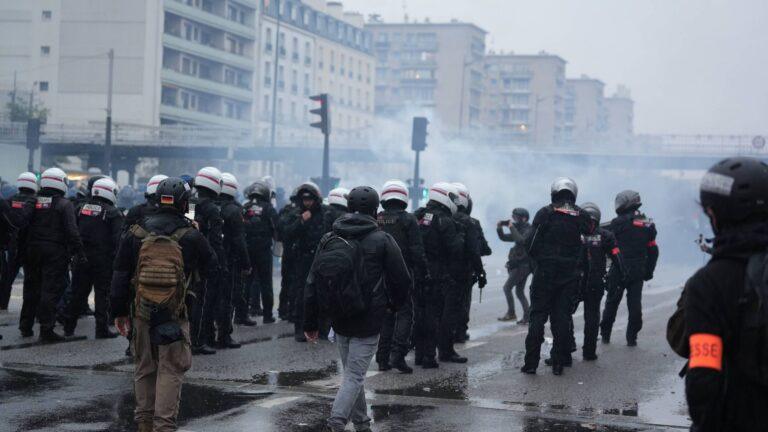 Protesty w Paryżu