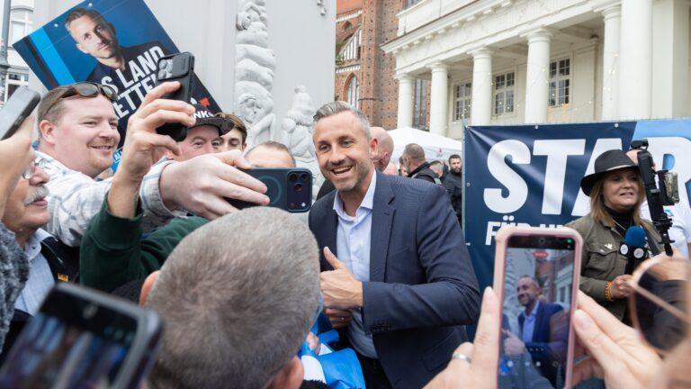Kandydat AfD na landowego premiera 35-letni Urlich Siegmund. Fot. Somaya Abdelrahman/Anadolu via Getty Images