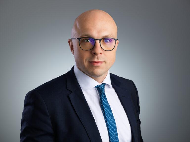 Wojciech Łukasiewicz, Dyrektor Departamentu Operacyjnego, Członek Zarządu Medicover sp. z o.o. ds. operacyjnych