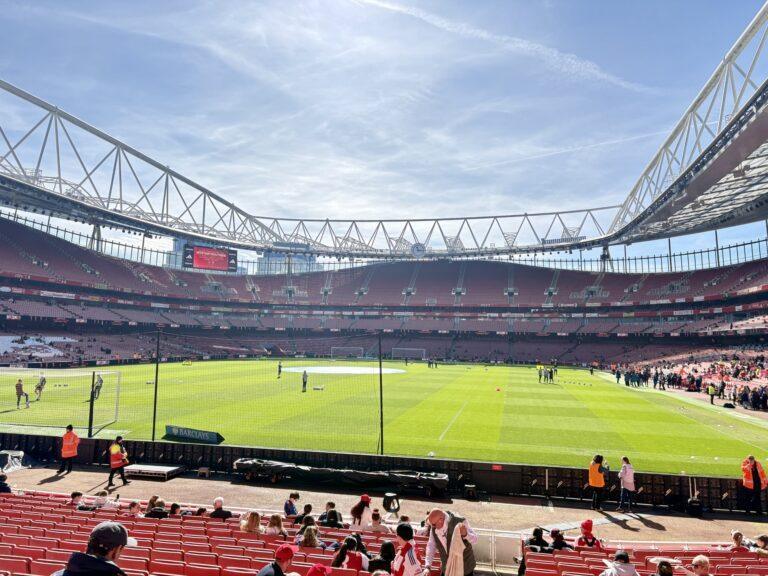 stadion Arsenalu z perspektywy trybun
