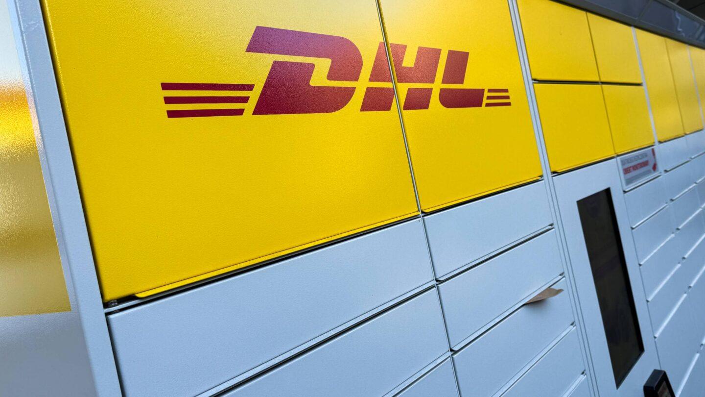 Automat paczkowy DHL w Krakowie