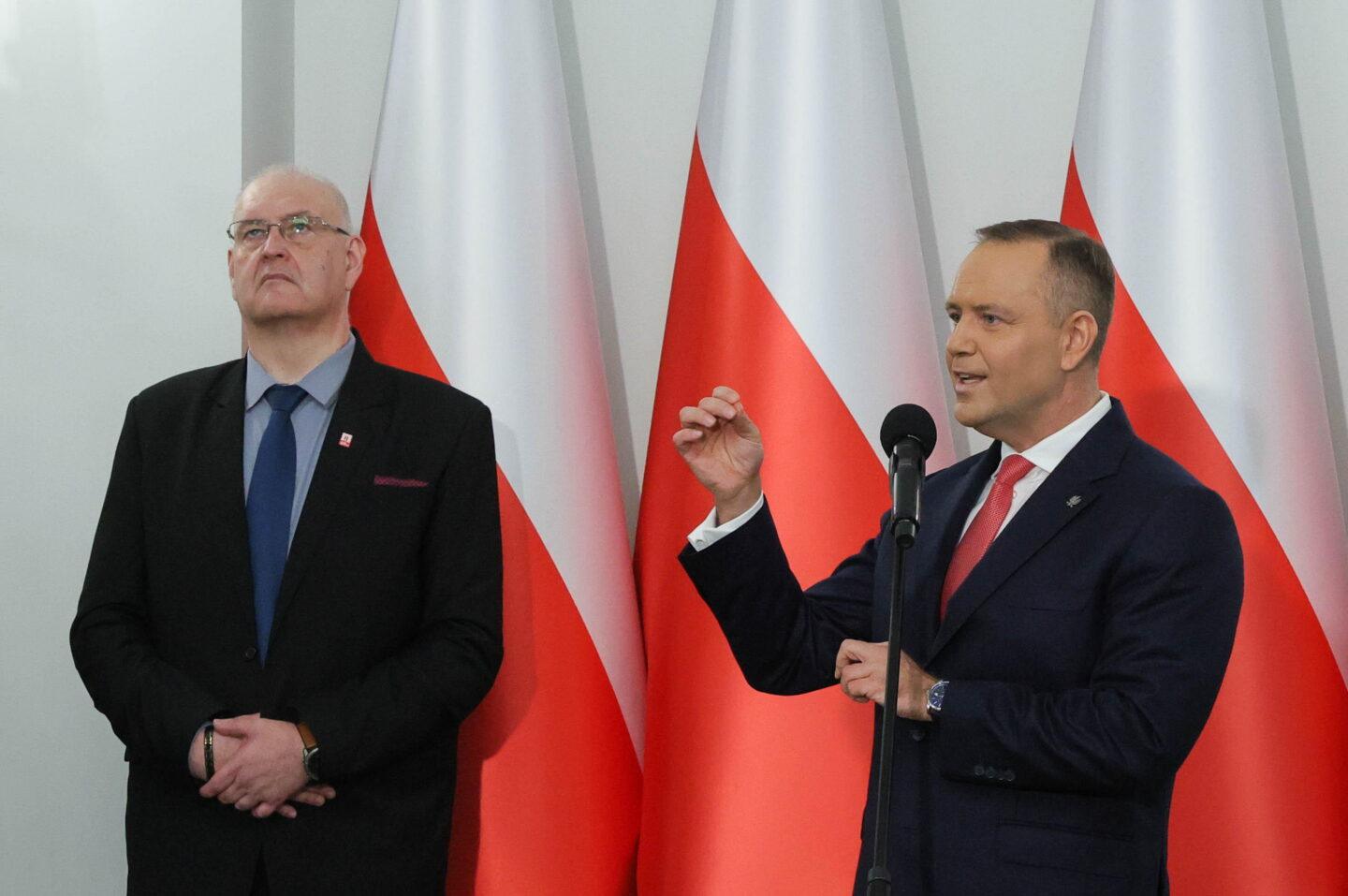 Z lewej prezes TK Bogan Święczkowski, z prawej prezydent RP Karol Nawrocki