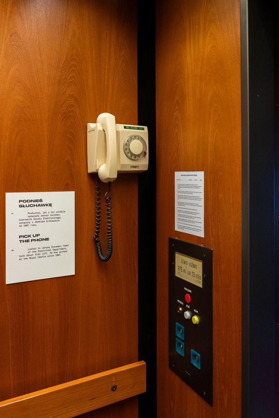 Wystawa "Sekretne komnaty władzy ludowej".